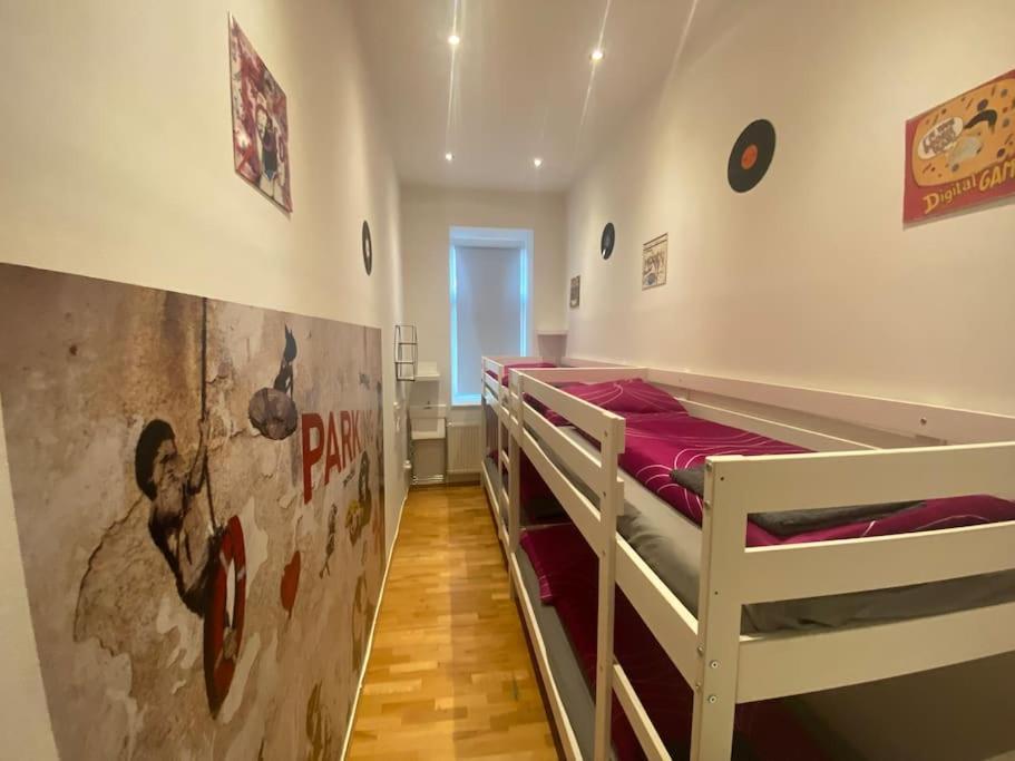 Cozy Appartm With + Airport/City Center Connection Apartamento Viena Exterior foto